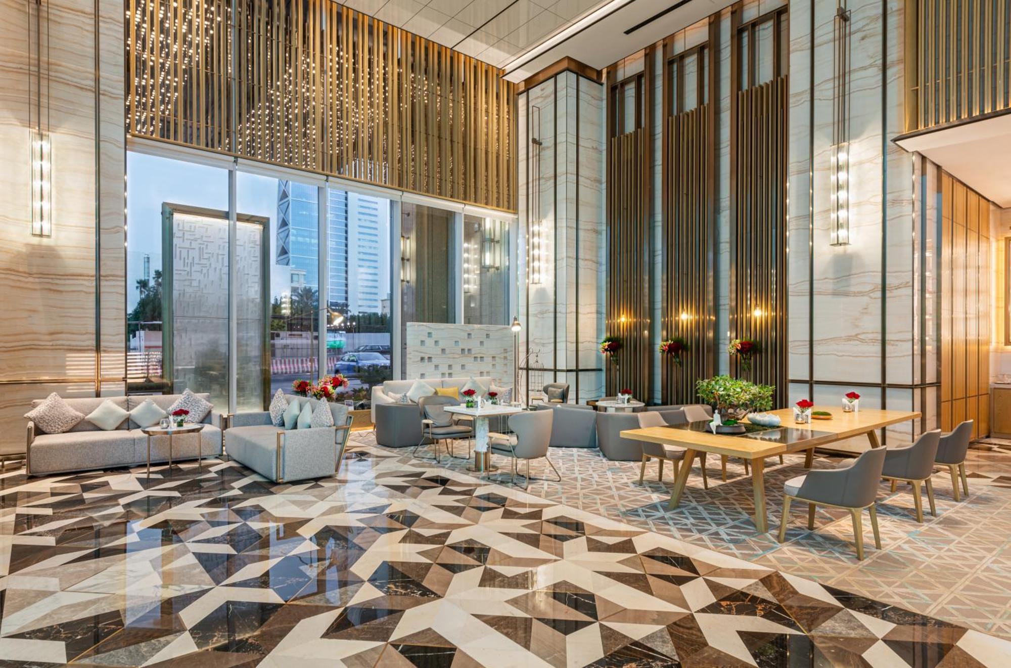 Narcissus The Royal Hotel Riyadh Exteriör bild The lobby of the hotel